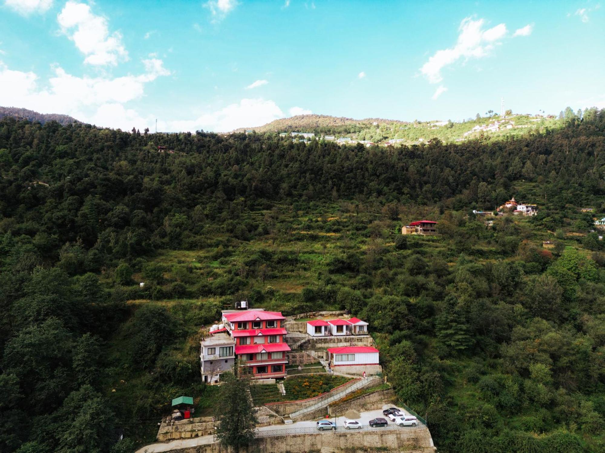 Aaryam Resort, Auli Joshīmath Kültér fotó