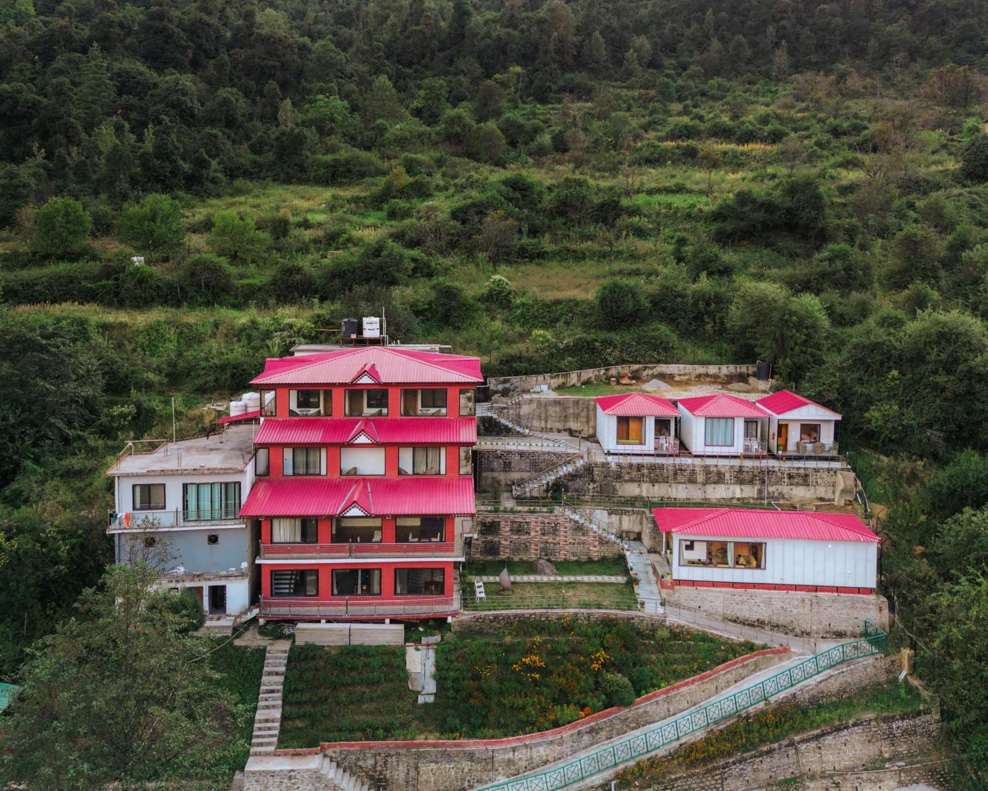 Aaryam Resort, Auli Joshīmath Kültér fotó